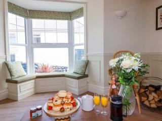 Beach View House - 6