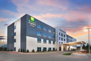 Holiday Inn Express & Suites Waco Downtown by IHG - Waco - 9