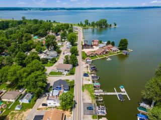 Indian Lake - Whirlwind Waters Paradise - Russells Point - 1