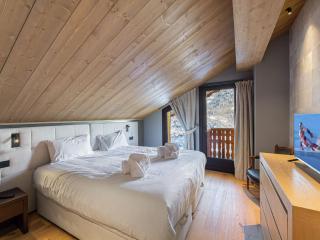Chalet familial moderne à Méribel Village, terrasse sud avec jacuzzi, proche pistes et commerces - FR-1-566-56 - Les Allues - 6