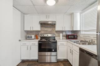 Spacious 1 Bed 15 Bath Towmhome I Ellenwood - 6