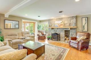 1 Mi to Village Waterfront Oasis in Lake George! - Lake George - 7