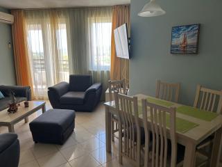 Harmony Hills Tomovi Apartament D42 - Rogachevo - 5