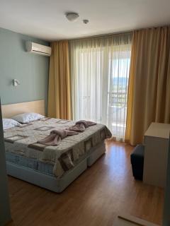 Harmony Hills Tomovi Apartament D42 - Rogachevo - 3