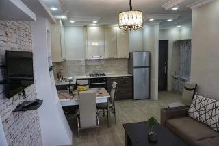 Park view, city center apartment - Itʼkhvisi - 3