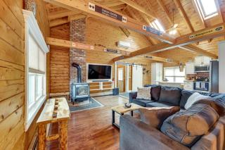 8 Mi to Kingdom Trails Spacious Home with Game Room - Lyndonville - 8