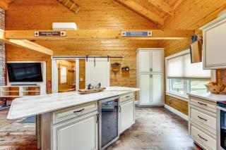 8 Mi to Kingdom Trails Spacious Home with Game Room - Lyndonville - 3