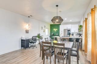 Less Than 1 Mi to Beaches Galveston Retreat with Patio! - Galveston - 3