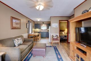 Outdoor Entertainment Areas Greers Ferry Cottage! - - 6