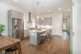 Hurst House - 4 Stylish Homes - Mins to Germantown - 1