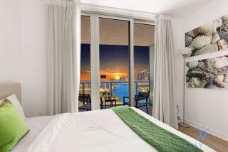 Stylish Apartment Near Beach - Hallandale Beach - 7