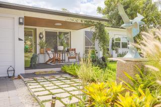 Pet-Friendly Home about 6 Mi to Jensen Beach Park! - Jensen Beach - 0