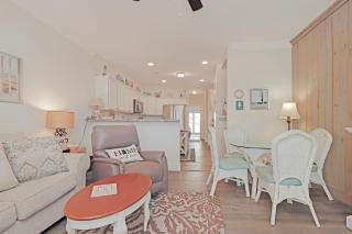 Knock Out by Pristine Properties Vacation Rentals - Mexico Beach - 1