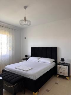 Xh&S Apartament - Durrës - 9