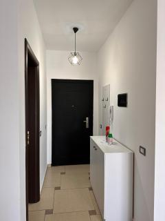 Xh&S Apartament - Durrës - 3