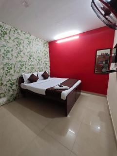 999 Hotel at Budget - Thoraipakkam - Chennai - 5