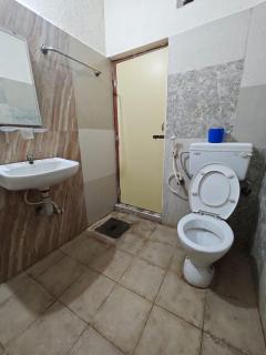 999 Hotel at Budget - Thoraipakkam - Chennai - 3