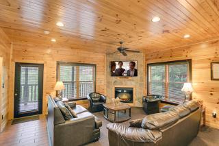 5 Star Lodge by Venture Smoky Mountains - 3