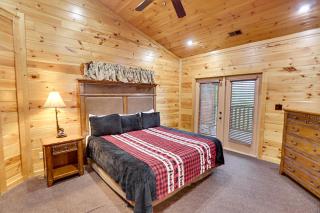 5 Star Lodge by Venture Smoky Mountains - 1
