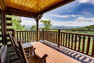 A Cozy Den by Venture Smoky Mountains - 8