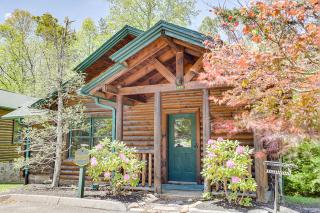 A Creekside Cottage by Venture Smoky Mountains - 6