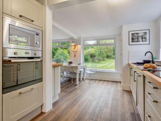 3 Bed in Yarmouth 94802 - 5