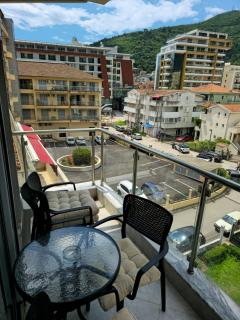 Omega 3 Apartment Budva - 1
