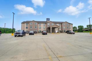 Cobblestone Hotel & Suites - Russells Point at Indian Lake - 5