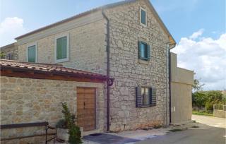 Awesome Home In Drage - Drage - 8