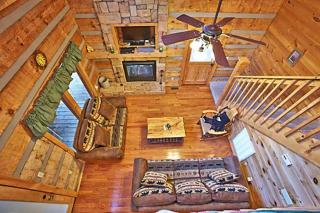 Black Bear Hideaway by Venture Smoky Mountains - 2