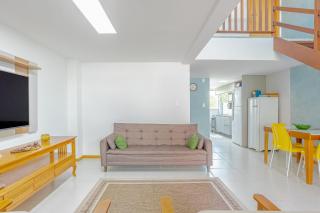 IT106 Excelente Apartamento Pé na Areia 4 Suítes - Camacari - 6