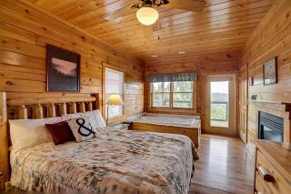 Bluebirds Over the Smokies by Venture Smoky Mountains - Sevierville - 3