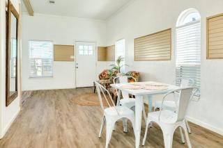 Beach Bum - Limited Steps - Minute Walk to Beach - Surfside Beach - 4