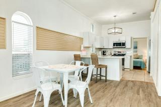 Beach Bum - Limited Steps - Minute Walk to Beach - Surfside Beach - 3