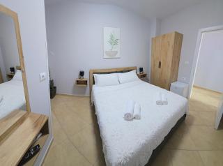 Guesthouse Mecani - Gjirokastër - 9