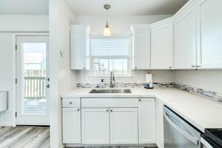 Pelican Place - Beach Front - Surfside Beach - 2