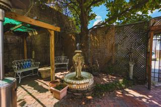 Victorian Modern Room in Carriage House - Unit B - Savannah - 1
