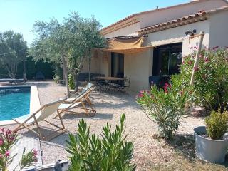 Villa de charme à Cucuron au pied du luberon - Cucuron - 0