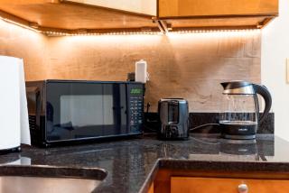 1BR in the Heart of Downtown Boston Famous Nightlife Theater District with Bed Full of Promises TD Garden Common Park MBTA - Boston - 2