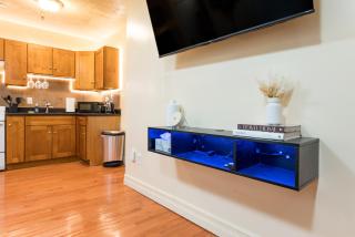 1BR in the Heart of Downtown Boston Famous Nightlife Theater District with Bed Full of Promises TD Garden Common Park MBTA - Boston - 5