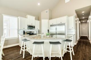 Lei Flower - Private Beach Access - Pet Friendly - Freeport - 3