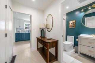 Comfort House in Kerrisdale, Private and Shared Rooms - Vancouver - 3