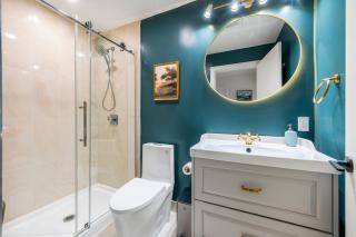 Serene Kerrisdale Retreat, Private Room with Shared Amenities - Vancouver - 9