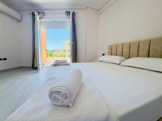 NEW APARTMENT,2 ROOMS ,CENTRAL LOCATiON - Vlora - 0