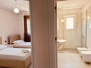 NEW APARTMENT,2 ROOMS ,CENTRAL LOCATiON - Vlora - 5