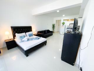STUDIOS and SUITES Ducassi ROOFTOP POOL HOTEL - BEACH CLUB & SPA - Punta Cana - 8