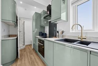 Byron House - Burton upon Trent - 3