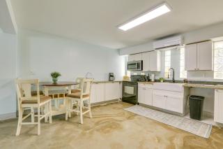 Walk to Beach: Fort Meyers Home w/ Patio! - 4