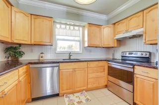 Steps to Shore Cozy Condo in Fort Myers Beach! - Fort Myers Beach - 1