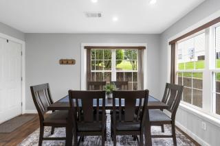 Brookside Getaway - Spacious Sunroom - 3